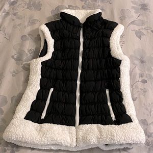 Calvin Klein Women’s Vest - Size XL